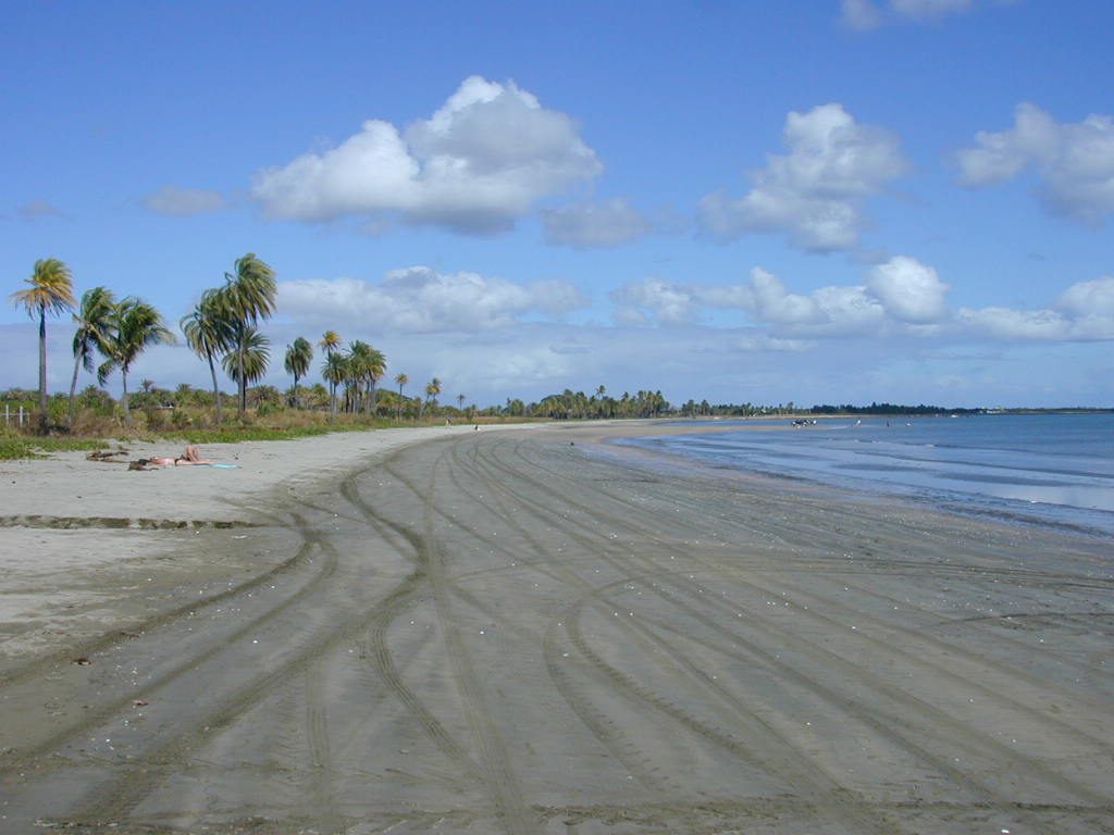 Wailoaloa Beach near Bula Bliss